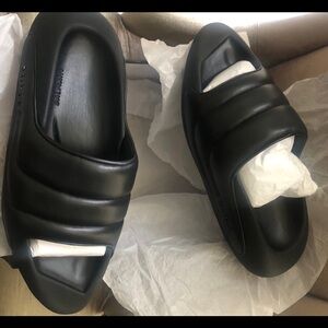 Balmain B-It-Puffy Quilted Leather Slides